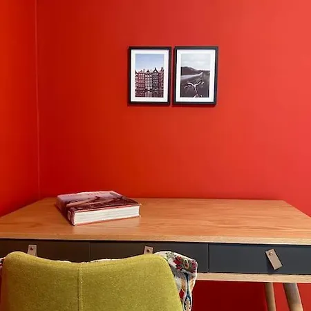 Homestay Spacious & Calm Atelier In Bolo