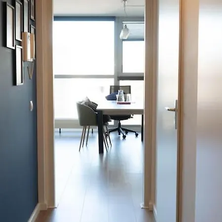 Spacious & Calm Atelier In Bolo *